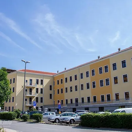 Checkpoint Mostar